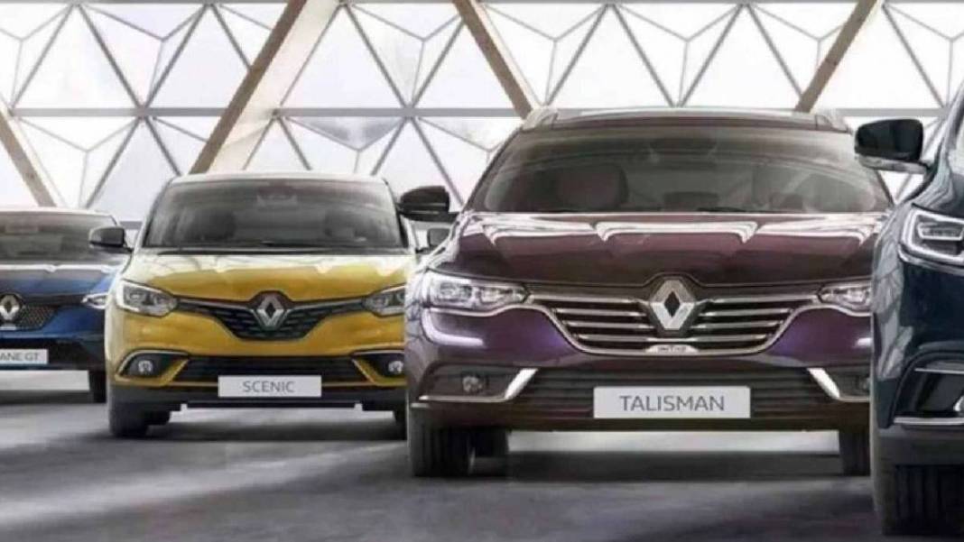SUV alacaklara Renault'tan iyi haber! Tüm modellerde dev indirim ve 0.99 faiz müjdesi 2